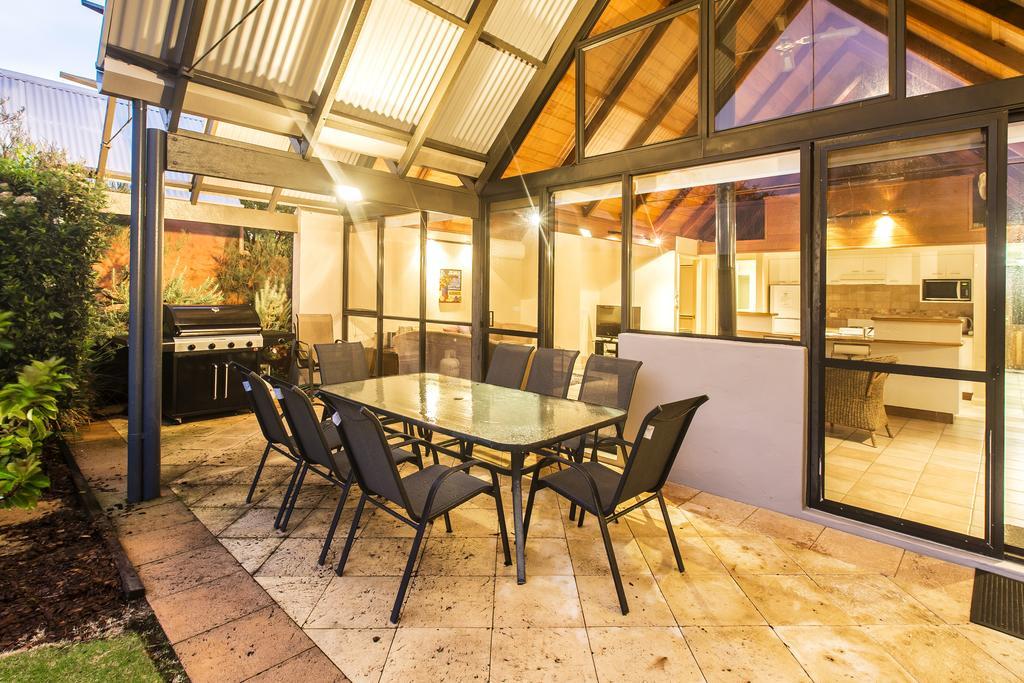Whalers Cove Villas Dunsborough Zimmer foto