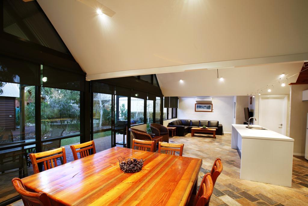 Whalers Cove Villas Dunsborough Zimmer foto